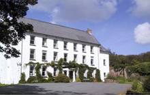 Cuffern Manor